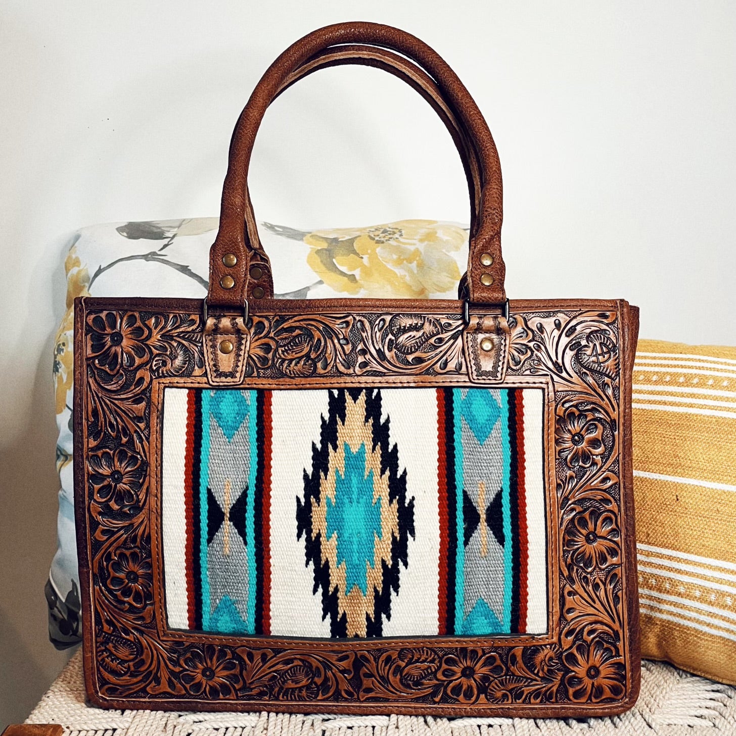 Handmade Leather Purses for Women The Perfect Blend of Style and Qual