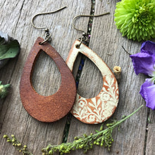 Load image into Gallery viewer, Cream Boho Western Leather Floral Teardrop Earrings