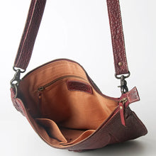 Load image into Gallery viewer, Guthrie Vintage Leather Crossbody Purse