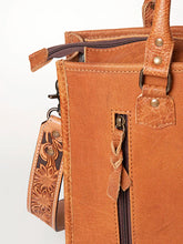 Load image into Gallery viewer, Woodcreek Western Leather Tote Bag