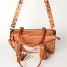 Load image into Gallery viewer, Flower Mountain Western Leather Tote Bag