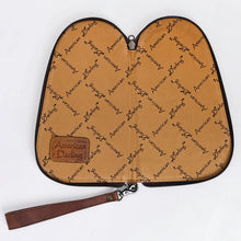 Load image into Gallery viewer, Yorktown Hand Tooled Leather Gun Case