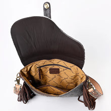 Load image into Gallery viewer, Wilson Creek Western Leather Crossbody Purse