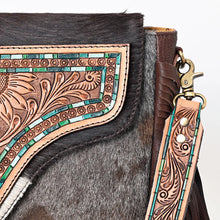 Load image into Gallery viewer, Wilson Creek Western Leather Crossbody Purse