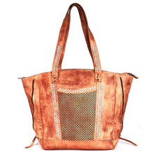 Load image into Gallery viewer, Baldwin Park Vintage Leather Tote Bag