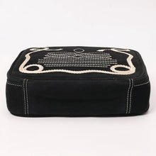 Load image into Gallery viewer, Laredo Suede Leather Jewelry Case