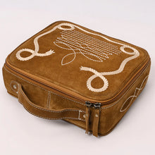 Load image into Gallery viewer, Laredo Suede Leather Jewelry Case