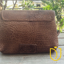 Load image into Gallery viewer, The Wallace Tan Vintage Leather Crossbody Purse