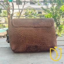 Load image into Gallery viewer, The Wallace Tan Vintage Leather Crossbody Purse