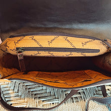 Load image into Gallery viewer, Rock Springs Western Leather Crossbody Purse