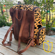 Load image into Gallery viewer, The Sabor Western Leather Backpack