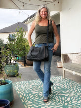 Load image into Gallery viewer, Black Mesa Leather Crossbody Purse