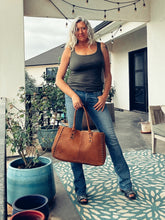 Load image into Gallery viewer, Circle Mountain Leather Crossbody Purse
