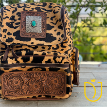 Load image into Gallery viewer, The Sabor Western Leather Backpack