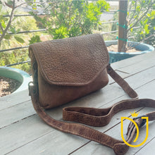 Load image into Gallery viewer, The Wallace Tan Vintage Leather Crossbody Purse