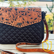 Load image into Gallery viewer, Paloma Quilted Leather Crossbody Purse