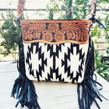 Load image into Gallery viewer, White Mountain Western Leather Crossbody Purse