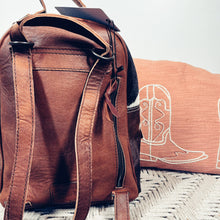 Load image into Gallery viewer, Otter Creek Western Leather Backpack