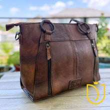 Load image into Gallery viewer, Lake Sumner Western Leather Crossbody Purse