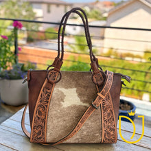 Load image into Gallery viewer, Lake Sumner Western Leather Crossbody Purse