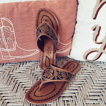 Load image into Gallery viewer, Rocky Creek Hand Tooled Leather Sandals