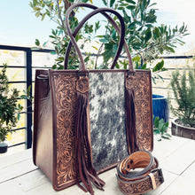 Load image into Gallery viewer, Paradise Valley Western Leather Tote Bag