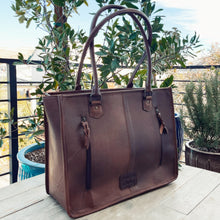 Load image into Gallery viewer, Paradise Valley Western Leather Tote Bag