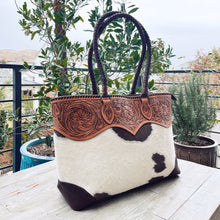 Load image into Gallery viewer, Desert Sunset Western Leather Crossbody Purse