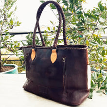 Load image into Gallery viewer, Yellowstone Western Leather Shoulder Tote Bag