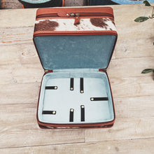 Load image into Gallery viewer, Trail Heritage Hand Tooled Leather Jewelry Box