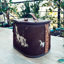 Load image into Gallery viewer, Ballard Park Western Leather Jewelry Case