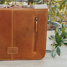 Load image into Gallery viewer, Leesville Western Leather Purse