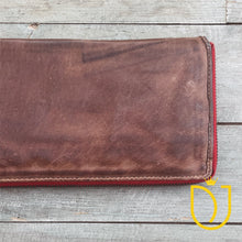 Load image into Gallery viewer, The James Vintage Leather Wallet