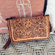 Load image into Gallery viewer, Thunder Creek Hand Tooled Leather Crossbody Wallet