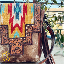 Load image into Gallery viewer, Oak Point Western Leather Crossbody Purse