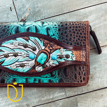 Load image into Gallery viewer, Hazy Horizon Embossed Leather Wallet