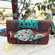 Load image into Gallery viewer, Hazy Horizon Embossed Leather Wallet