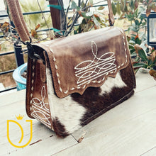 Load image into Gallery viewer, Barn Dance Leather Crossbody Purse