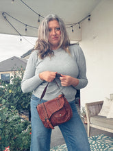 Load image into Gallery viewer, Veneto Italian Leather Shoulder Bag