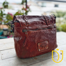 Load image into Gallery viewer, Veneto Italian Leather Shoulder Bag