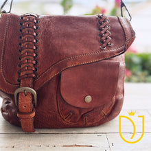 Load image into Gallery viewer, Veneto Italian Leather Shoulder Bag