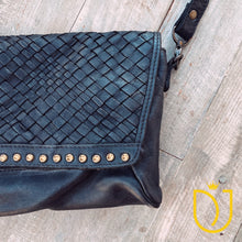 Load image into Gallery viewer, Ripley Vintage Leather Crossbody Purse