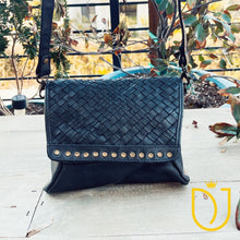 Load image into Gallery viewer, Ripley Vintage Leather Crossbody Purse