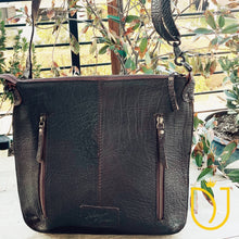 Load image into Gallery viewer, Warner Valley Vintage Leather Crossbody Purse