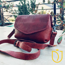 Load image into Gallery viewer, The Wallace Leather Crossbody Purse