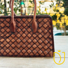 Load image into Gallery viewer, Coral Canyon Quilted Leather Shoulder Bag