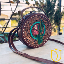 Load image into Gallery viewer, Wonder Valley Hand Tooled Leather Canteen Purse