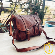 Load image into Gallery viewer, Bella Vita Italian Leather Crossbody Purse