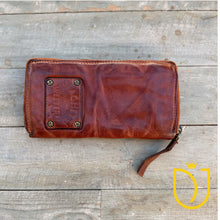 Load image into Gallery viewer, Contessa Italian Leather Wallet