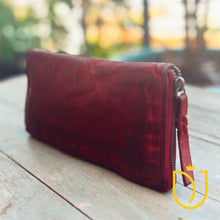 Load image into Gallery viewer, The James Vintage Leather Wallet